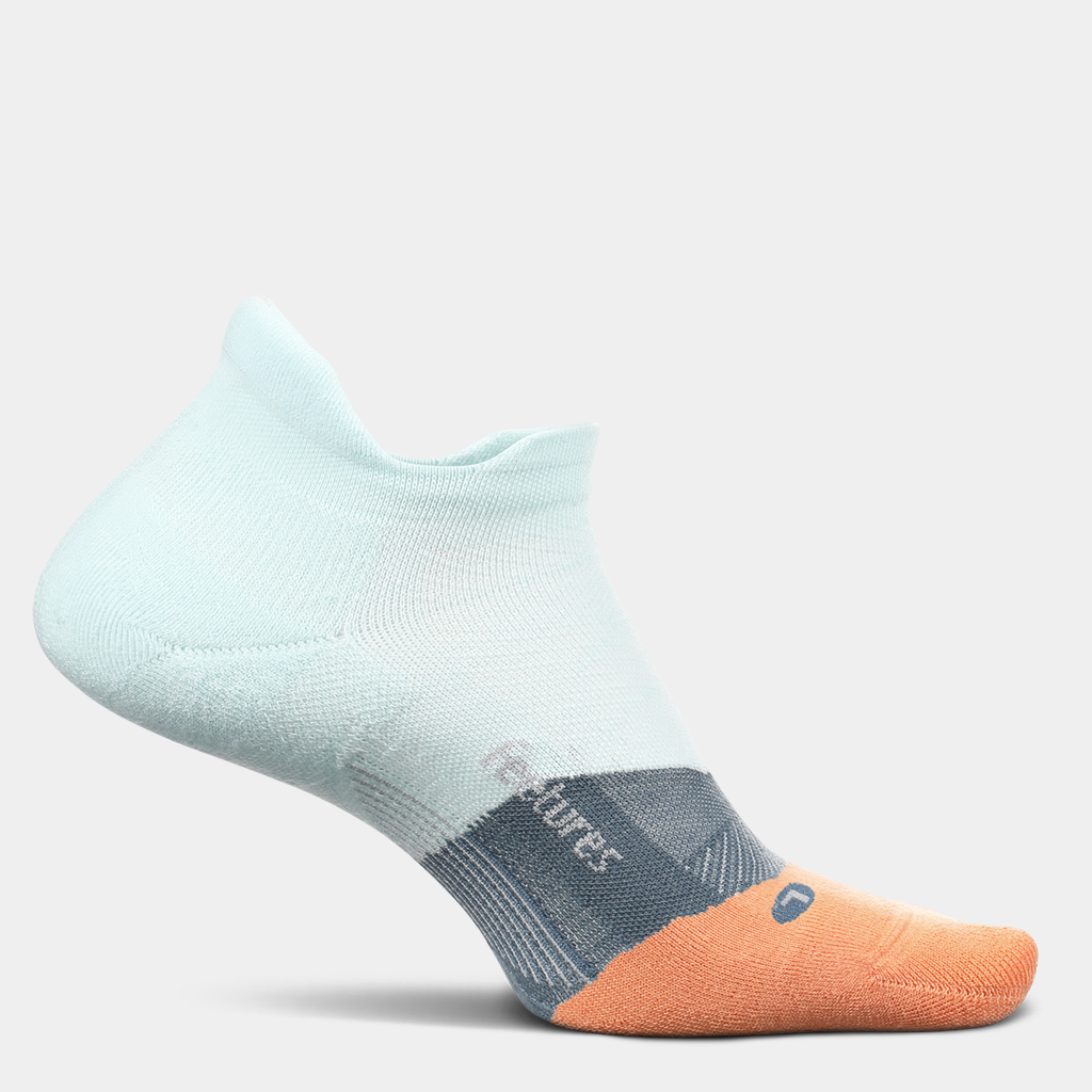 Feetures! Socks Elite Light Cushion No Show Small